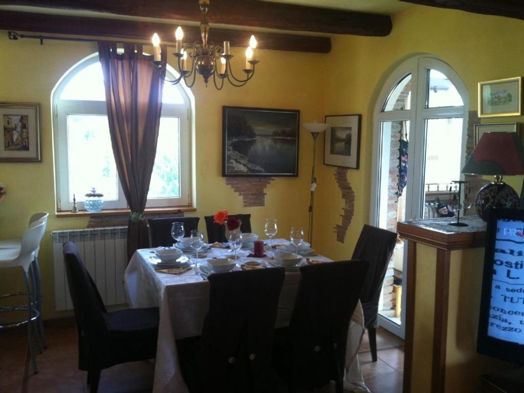 Villa In Funtana With Private Tenniscourt ภายนอก รูปภาพ