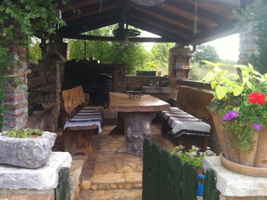 Villa In Funtana With Private Tenniscourt ภายนอก รูปภาพ